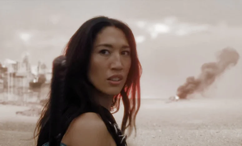 Jennifer Cheon Garcia Warn as Ivory - Van Helsing 513