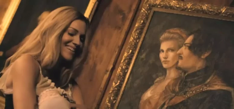 Tricia Helfer as Dracula reborn - Van Helsing 503