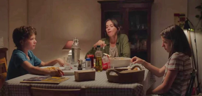 Mrie Narbonne, Raphael Romand, and Suliane Brahim - The Swarm (la nuee)