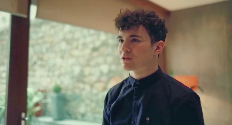 Mark McKenna Jr. as Amanda's son Anthony - Kin 102