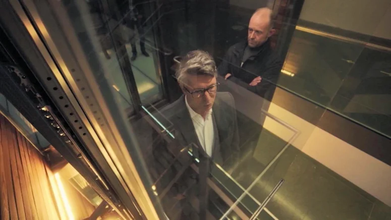 Frank Kinsella (Aidan Gillen) takes the elevator to meet his supplier - Kin 101