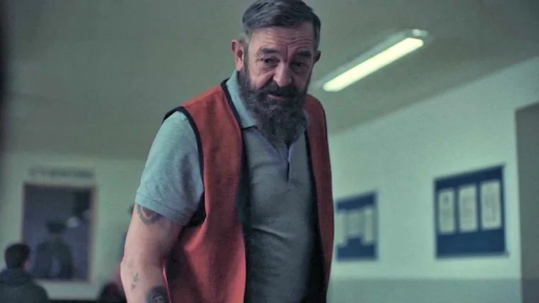 Frank Magee as Bren - Kin 107