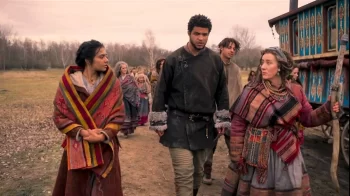 Egwene (Madeleine Madden), Perrin (Marcus Rutherford), and Ila (Maria Doyle Kennedy) - The Wheel of Time 104