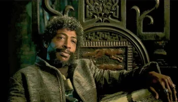 Padan Fain suggests to Perrin that the world needs a balance between light and dark.