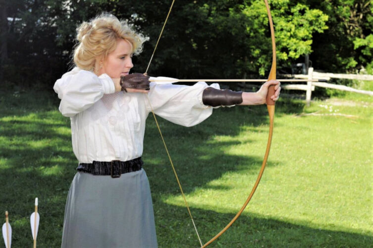 Helene Joy as Dr. Julia Ogden - Murdoch Mysteries 608