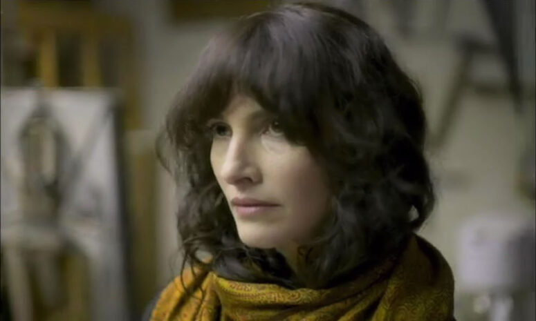 Liane Balaban as Safiye - Woman In Car