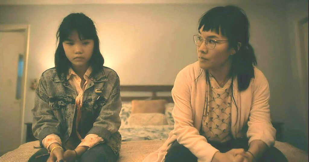 Ali Wong and Riley Lai Nelet - Paper Girls