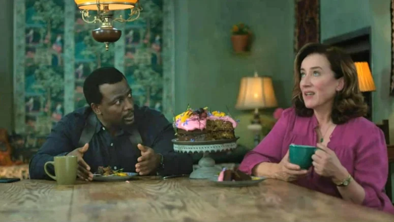 Tony Kgoroge as Detective Khaya and Maria Doyle Kennedy as Tannie Maria - Recipes for Love and Murder