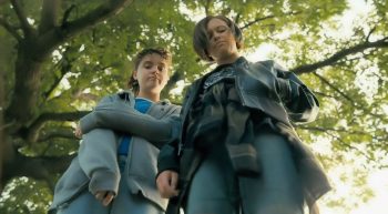 K J Brandman (Fina Strazza) and Mac Coyle (Sofia Rosinsky) - Paper Girls 106