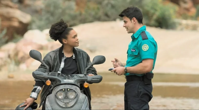 Kylie Fisher as Jesse September and Arno Greeff as Warrant Officer Snyman - Recipes for Love and Murder