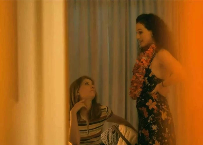 Maren Lord and Delia Cunningham - Paper Girls - 105