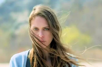 Sara Mitich - Control