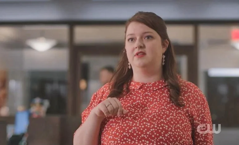 Kelli Ogmundson as Nina - Family Law 107
