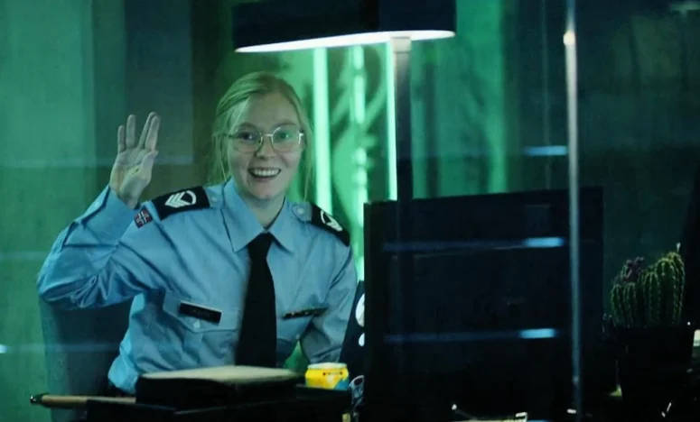 Karoline Viktoria Sletteng-Garvang as Sigrid Hodne - Troll