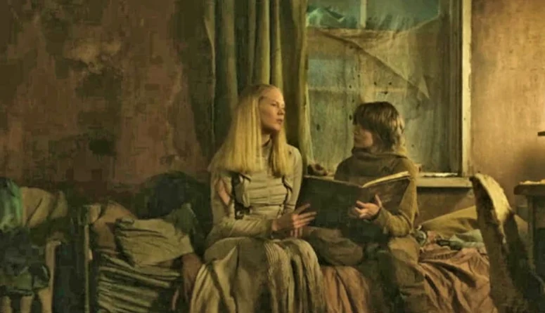 Raffiela Chapman as Camellia and Rosy McEwan as Vesper- Vesper