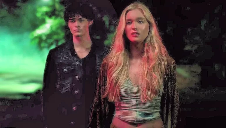 Lawrence Taylor Gray as Harlan and Chloe Rose Robertson as Luna - Wolf Pack 101