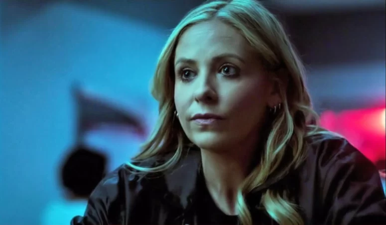 Sarah Michelle Gellar as Kristin Ramsey - Wolf Pack 101