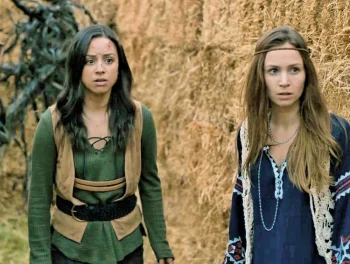 Kiana Madeira as Amy and Dominique Provost-Chalkley as Grace in the 2017 Syfy movie 'Neverknock'