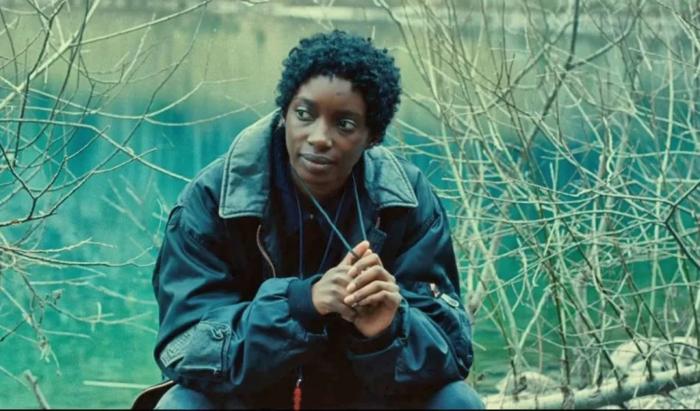 Swala Emati as Julia Soler - The Five Devils