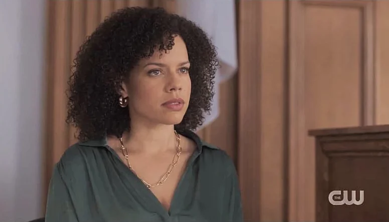 Genelle Williams as Lucy Svensson - Family Law 201