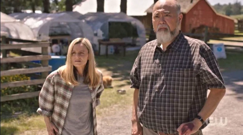 Paul Sun-Hyung Lee as Bert and Veronika Hadrava as his co-worker Leanne - Family Law 201