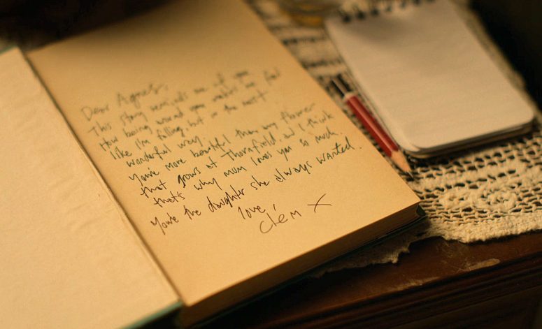 Clem's message to Agnes - The Lost Flowers of Alice Hart