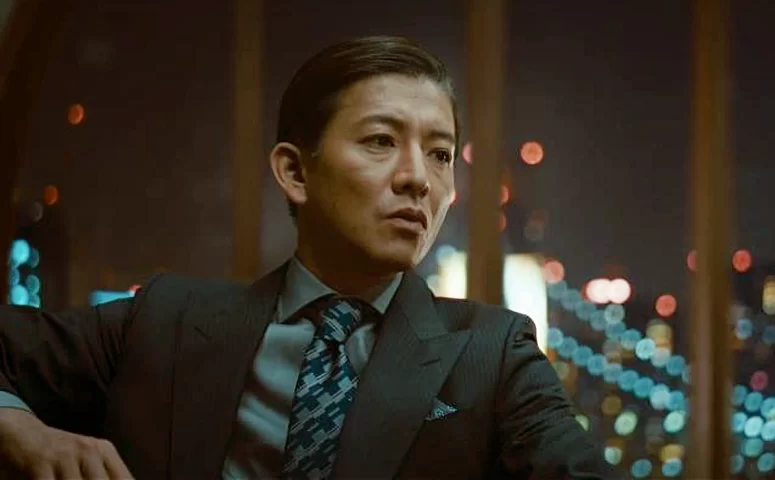 Takuya Kimura as Aito Mifune - The Swarm