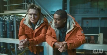 Oliver Masucci as Captain Alban and Alexander Karim as Dr. Johanson - The Swarm - 107