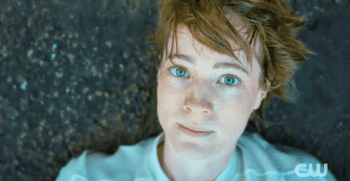 Charlie Wagner (Leonie Benesch) reawakens - The Swarm - 108