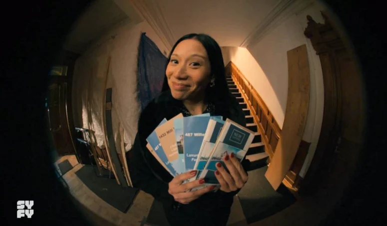 Elena Juatco as Clytemnestra Lomax - SurrealEstate 206