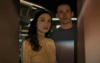 Sydney Ozerov-Meyer as Grisha and A J Simmons as Farut, contemplating the artefact - Beacon 23