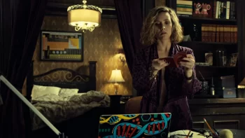 Evelyne Brochu as Delphine - Orphan Black: Echoes 108