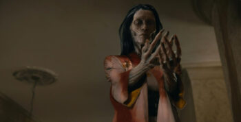 Shuoxin Fu as a kimono-wearing woman who appears to Elgin in a dream - From