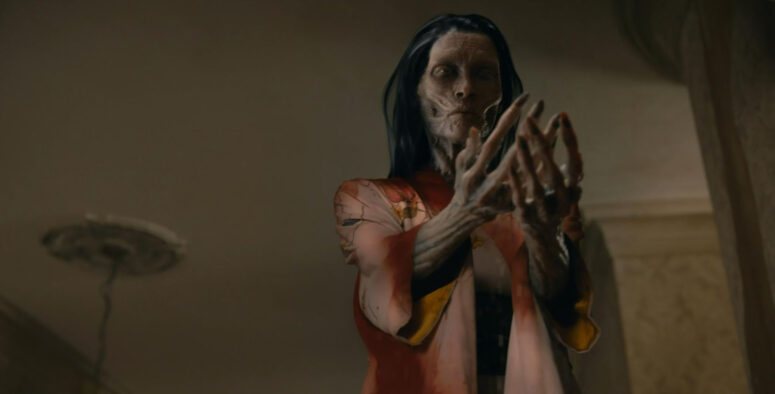 Shuoxin Fu as a kimono-wearing woman who appears to Elgin in a dream - From