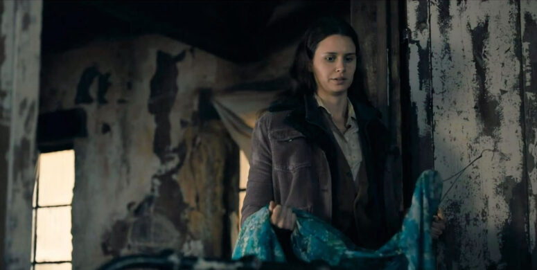 Sara (Avery Konrad) brings Tien Chien Liu's favourite dress for her to be buried in. - From 302