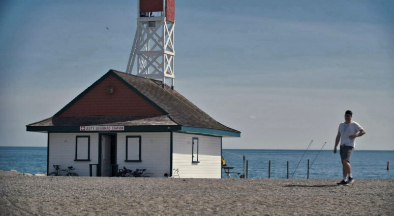 Leuty Lifeguard Station - Red Rover