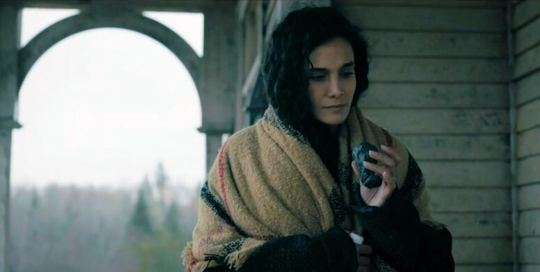 Pegah Ghafoori as Fatima - From 302