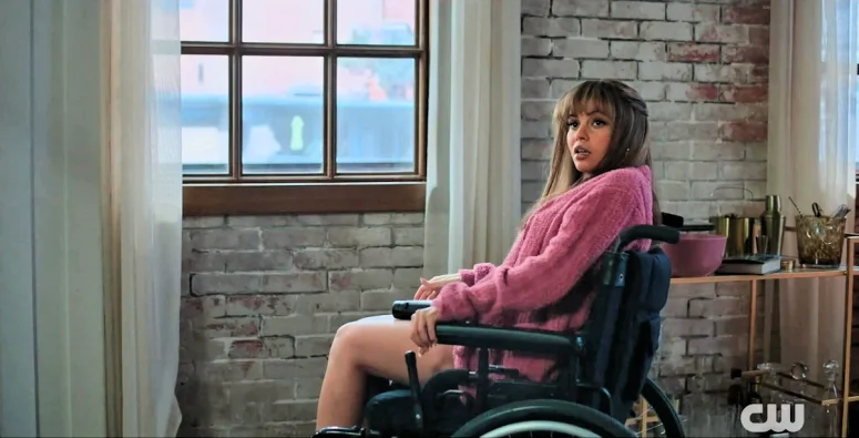 Vanessa Morgan as Max at her window in a wheelchair - Wild Cards 204