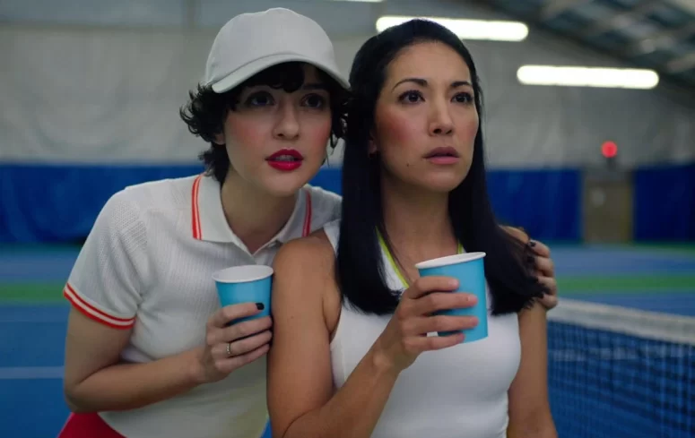 Lauren Akemi Bradley as Lisa and Katie Findlay as Maddy - Wild Cards 205