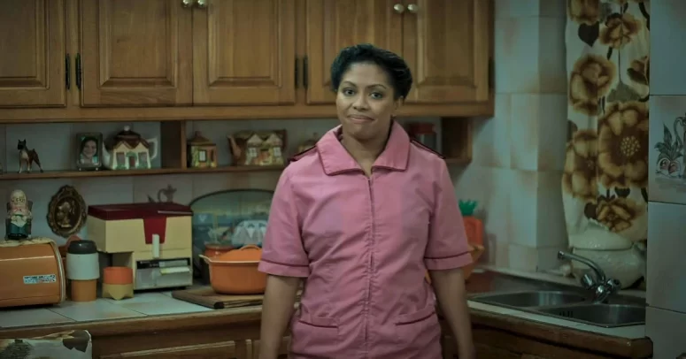 Melissa De Vries as Nurse Christine - Recipes for Love and Murder - 205