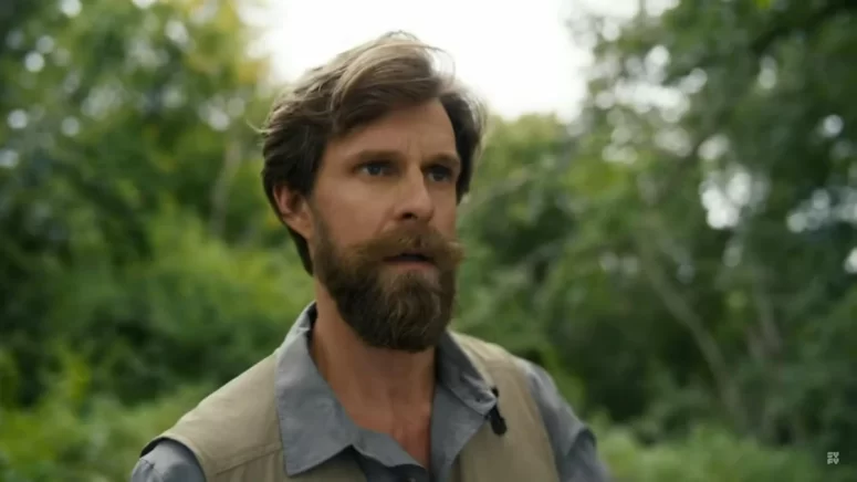 R Austin Bell as Tyler MacNeil - SurrealEstate - 301