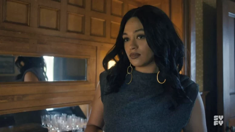 Savannah Basley - SurrealEstate