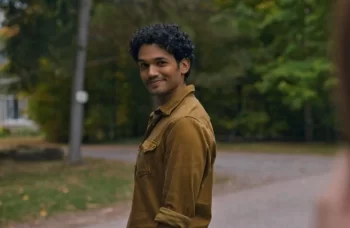 Nick Londoรฑo as Blake - SurrealEstate - 305