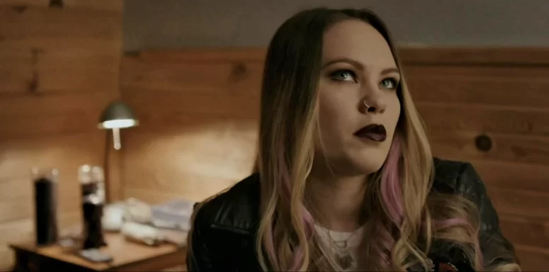 Chloe Rose as Leah's friend Janice - Pyewacket