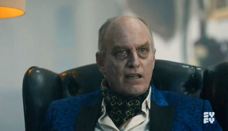 Wayne Best as the ghost of Magnus Clifford - SurrealEstate