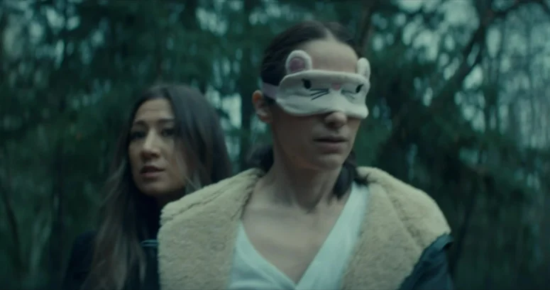 May Tao (Katharine King So) and Melanie Scrofano (Dana Cypress)- Revival 107