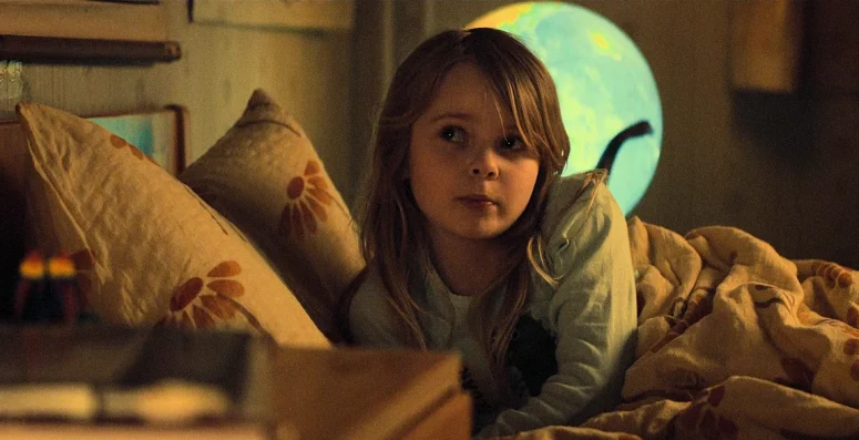 India Johanna Mydake as young Nora Tidemann - Troll 2