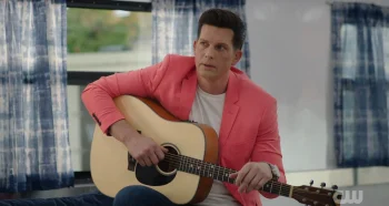 Clifton MaCabe Murray as Theo, lead singer of 'Too Good 2B True' - Wild Cards 302