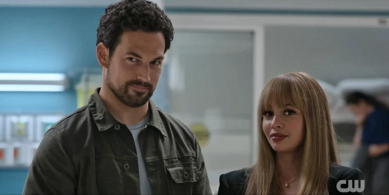 Giaocmo Gianniotti as Cole and Vanessa Morgan as Max - Wild Cards 303