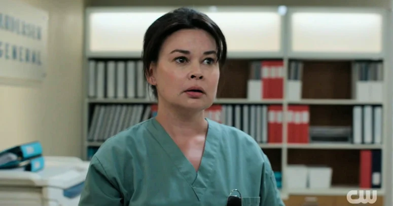 Jordana Largy as Dr. Devereaux - Wild Cards 303